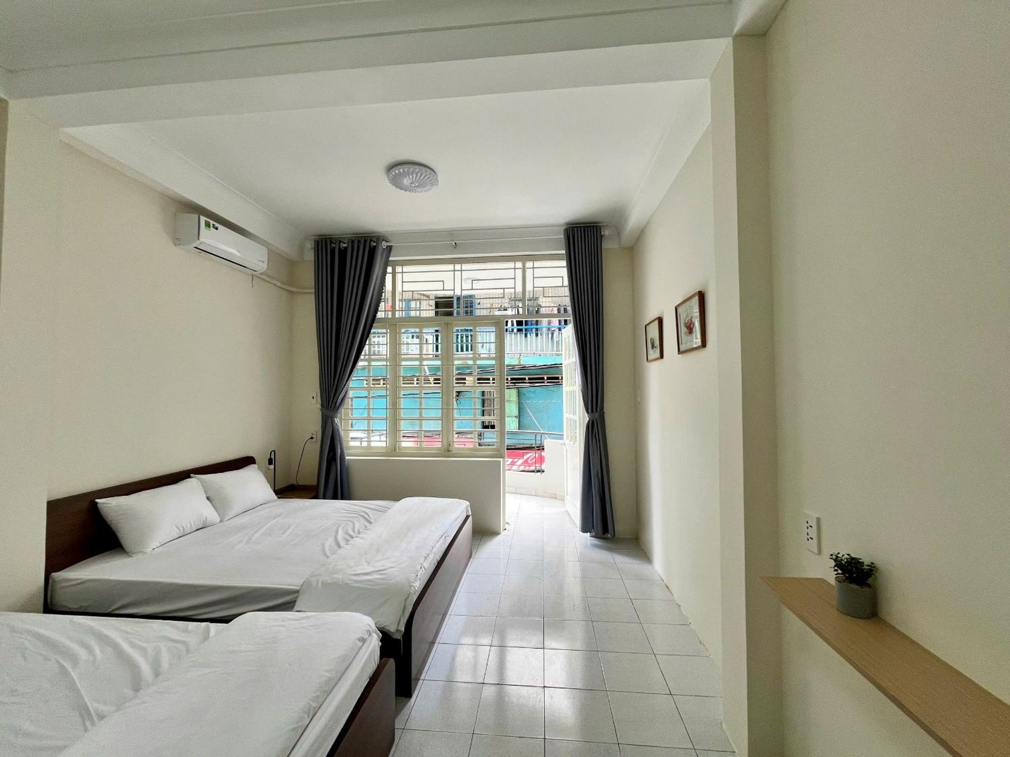 Dan's Wash & House, Big And New, Balcony, Laudromat, Bui Vien Area *
